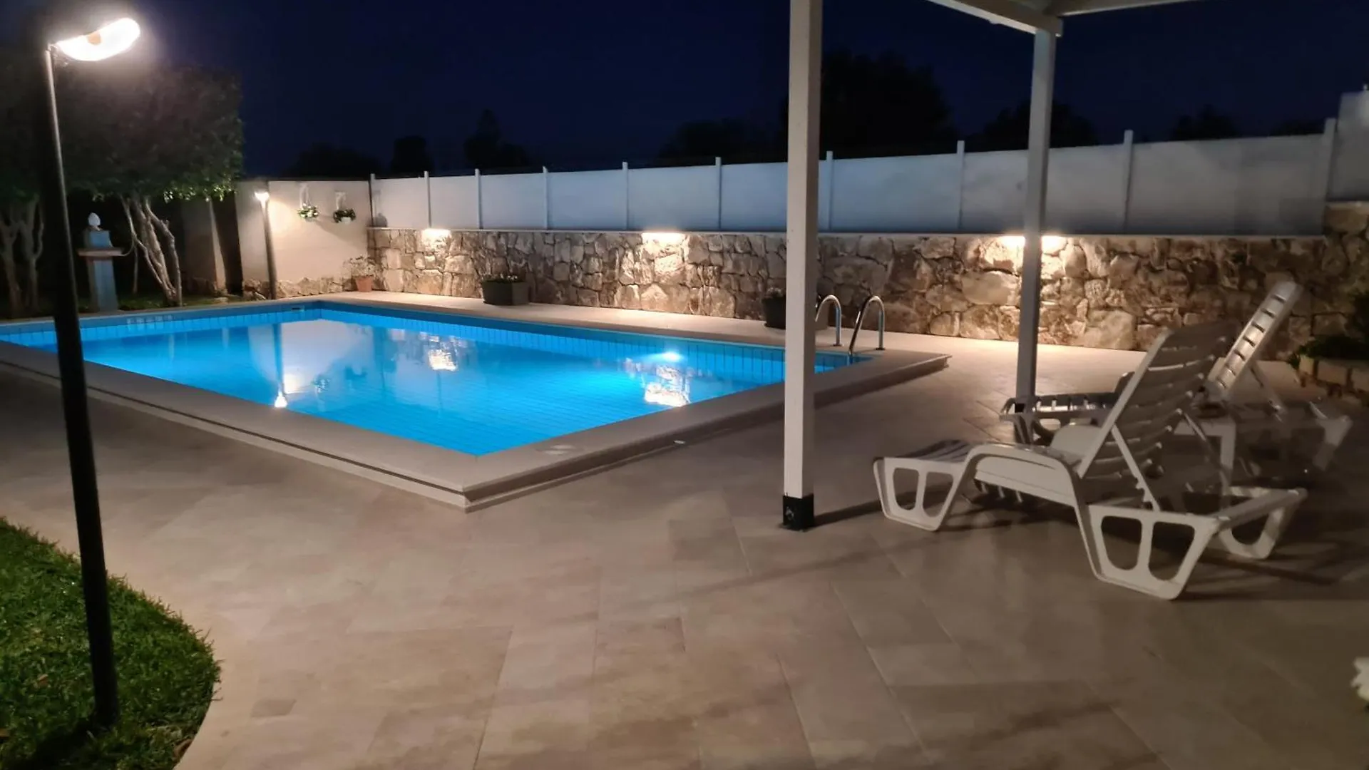 Apartment Villa Sesife Avola